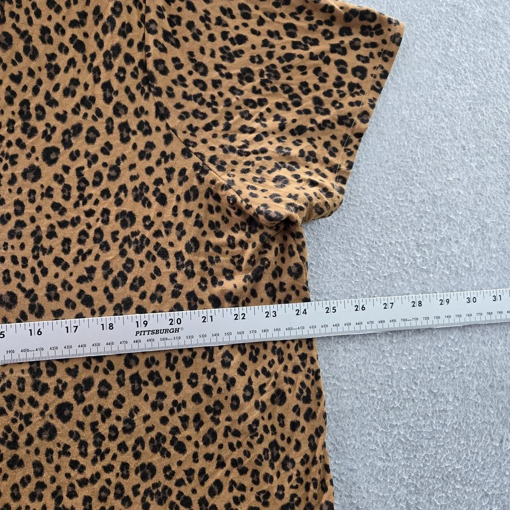 Old Navy Women Shirt XXL Brown Animal‎ Print V-Neck Pullover